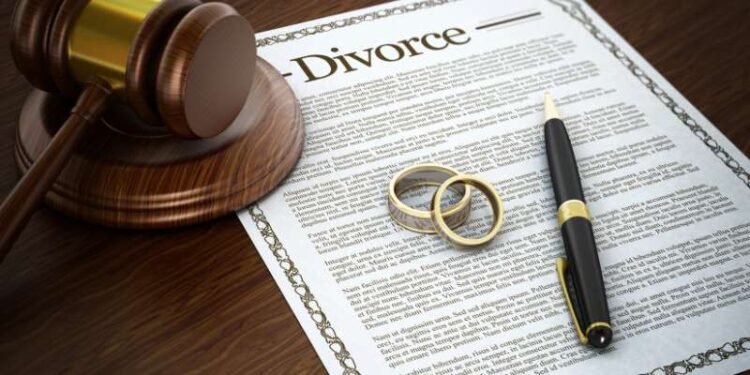 Navigating Divorce Law: Key Considerations and Legal Insights