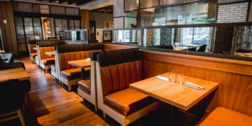 PROS OF HAVING RESTAURANT BOOTHS IN YOUR RESTAURANT